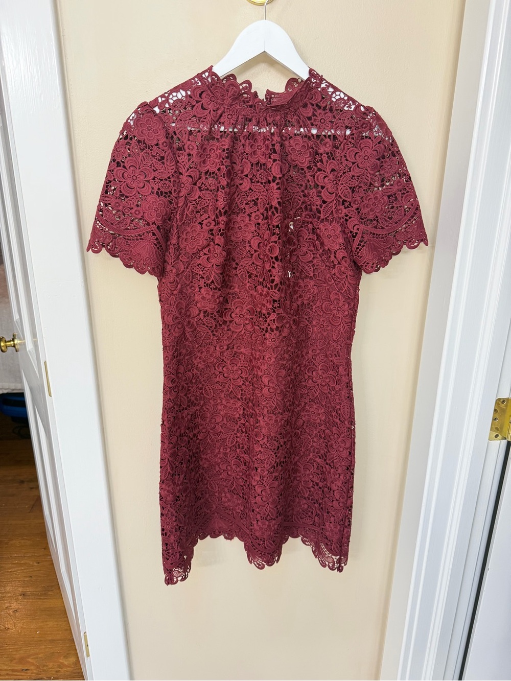 Shoshanna Wine Lace Short Sleeve Sheath Dress NWOT